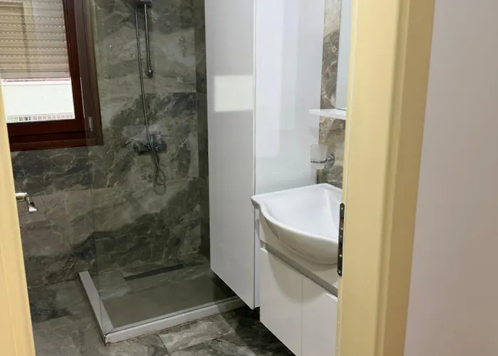 Botanical Luxury * Tirana